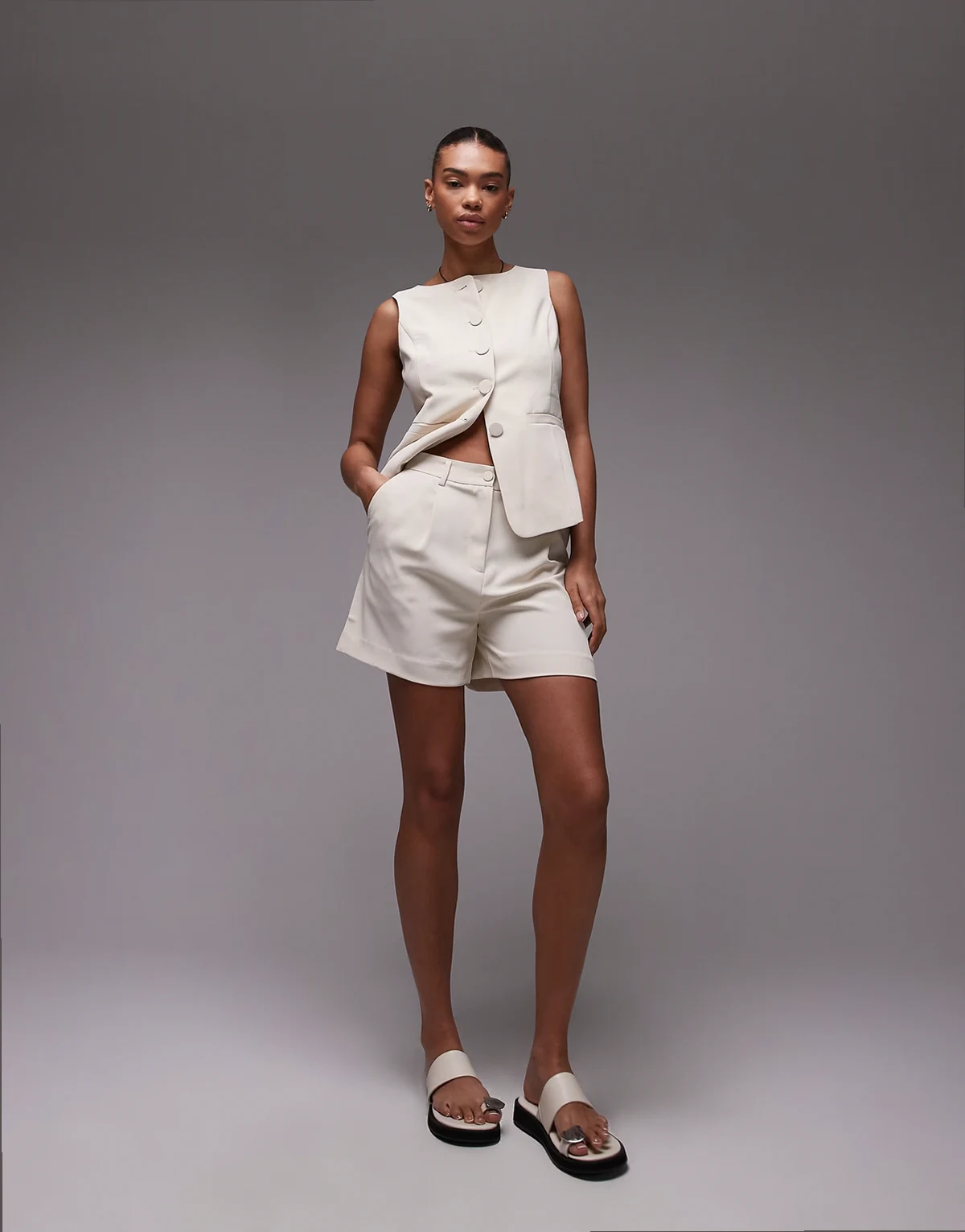 tailored short in beige - part of a set