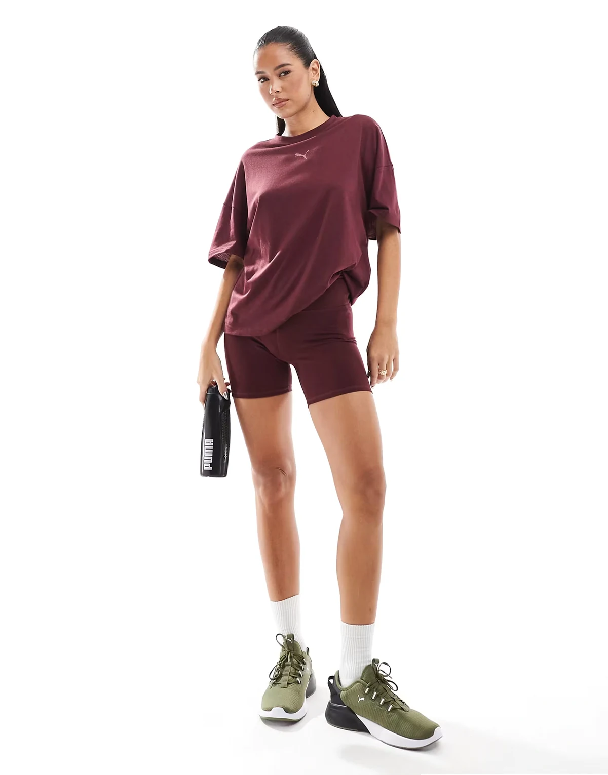 Training 5-inch shorts in burgundy