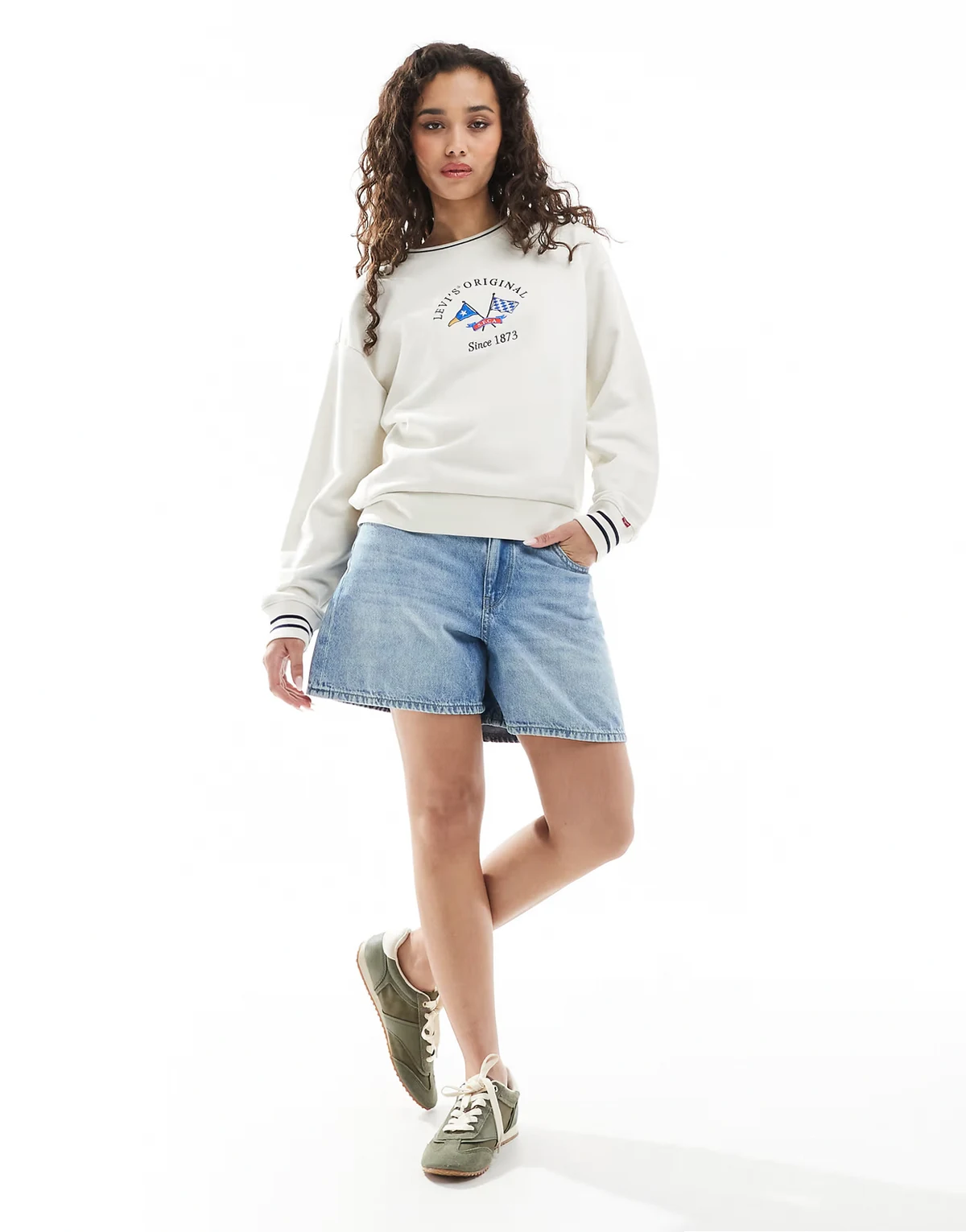 denim shorts in light blue wash