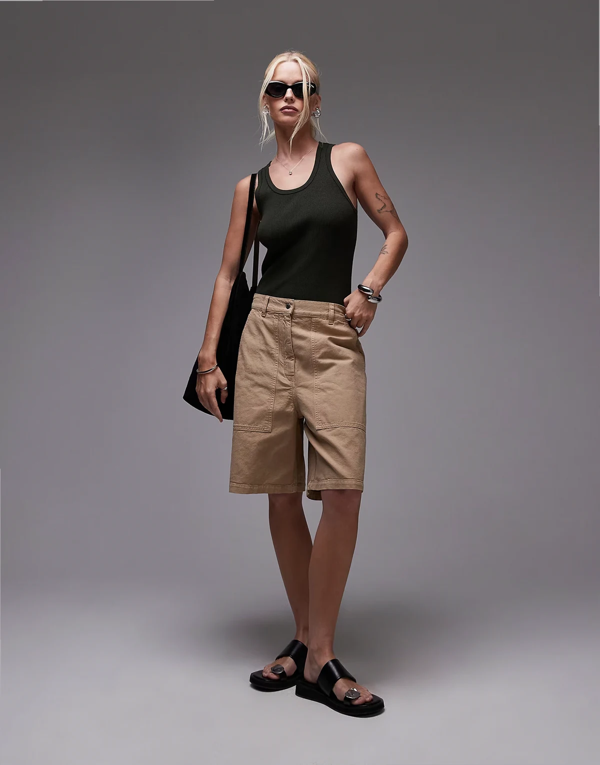– Utility-Bermudashorts aus Baumwolle in Beige