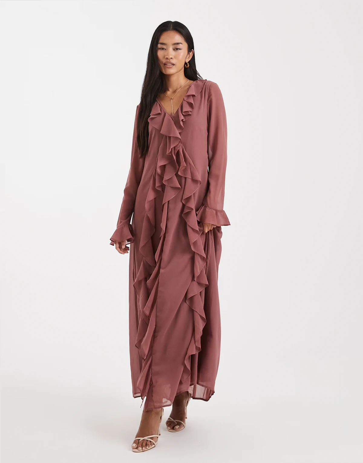 – Chiffon-Maxikleid in Rosa im Boho-Stil mit Rüschendetail