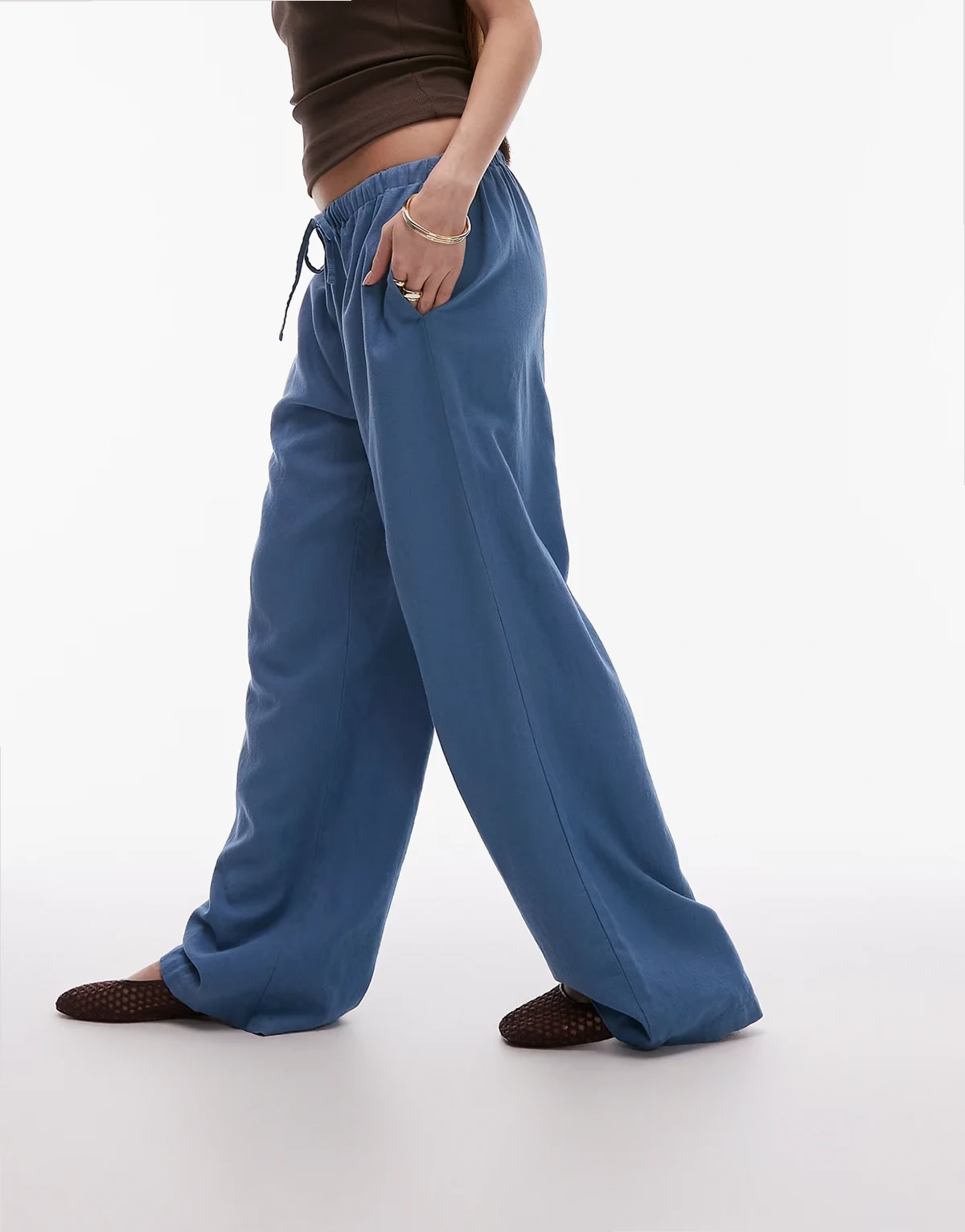 – Hose aus Leinen in Jeansblau mit geradem Schnitt