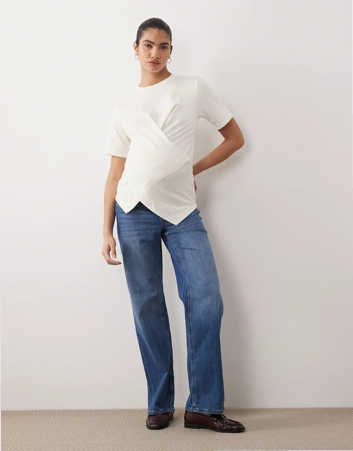 – Tessa – Jeans in mittelblauer Waschung mit weitem Bein