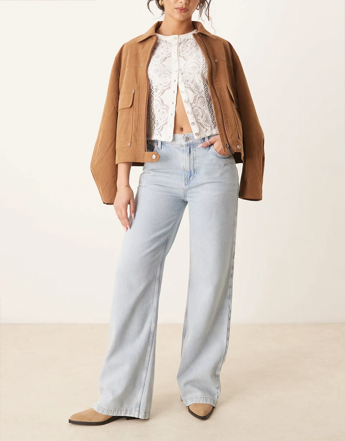 stride straight fit wide leg jeans in bleached wash blue