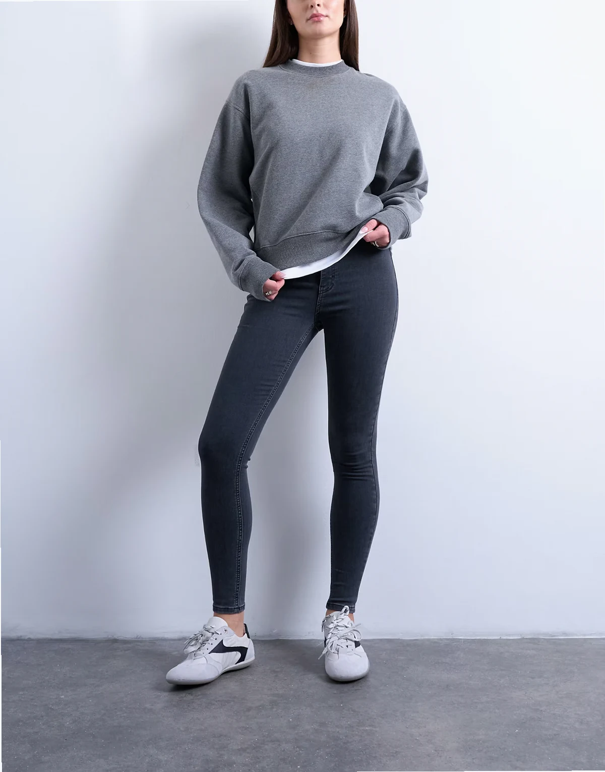 Joni skinny high rise jeans in washed black