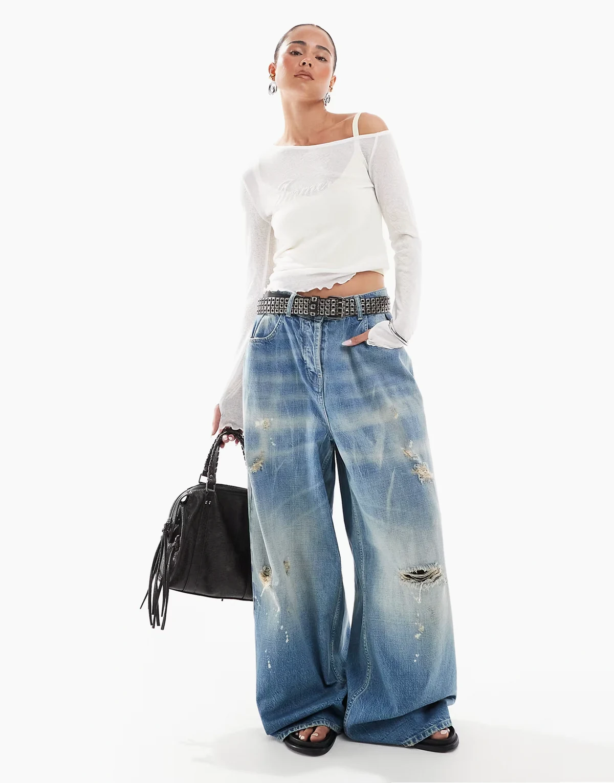 – X007 – Superweite Jeans in Used-Waschung mit verstellbarem, niedrigem Bund