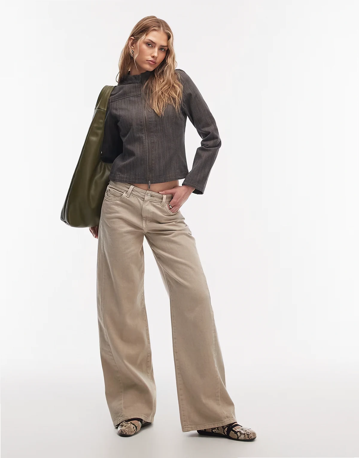 – Jeans in Sandfarbe mit niedrigem Bund und weitem Bein