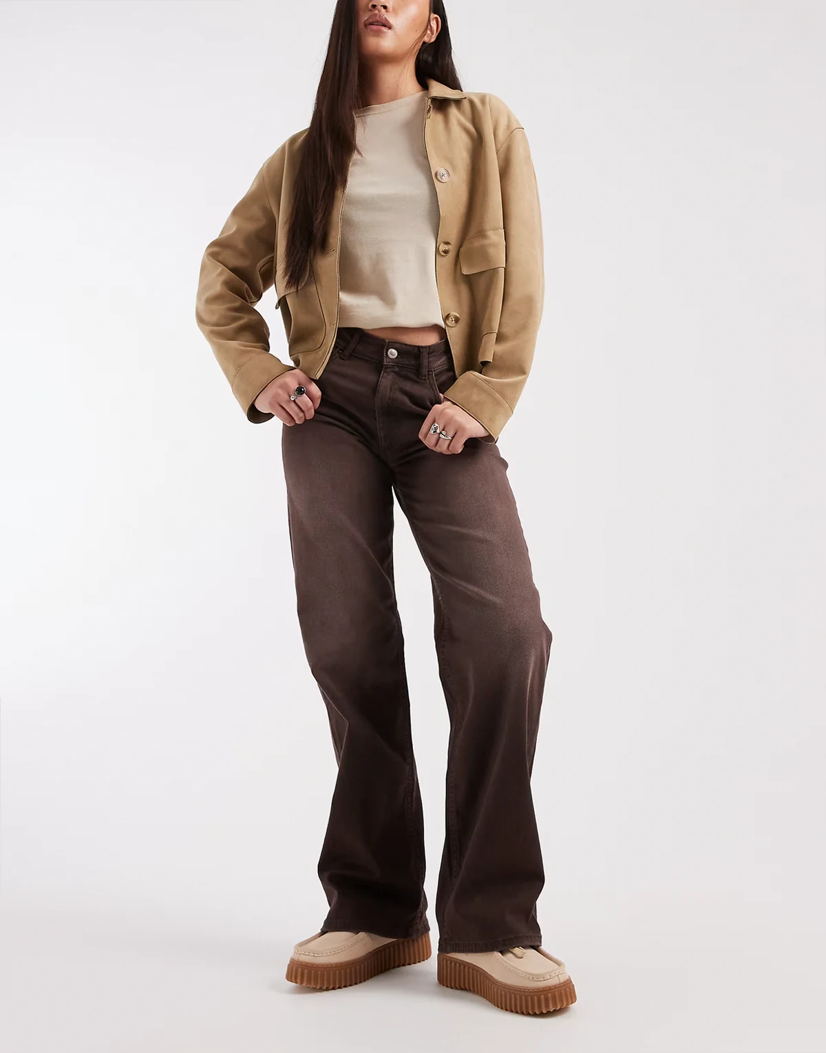 – Juicy – Jeans aus Denim in Dunkelbraun mit hohem Bund und weitem Bein
