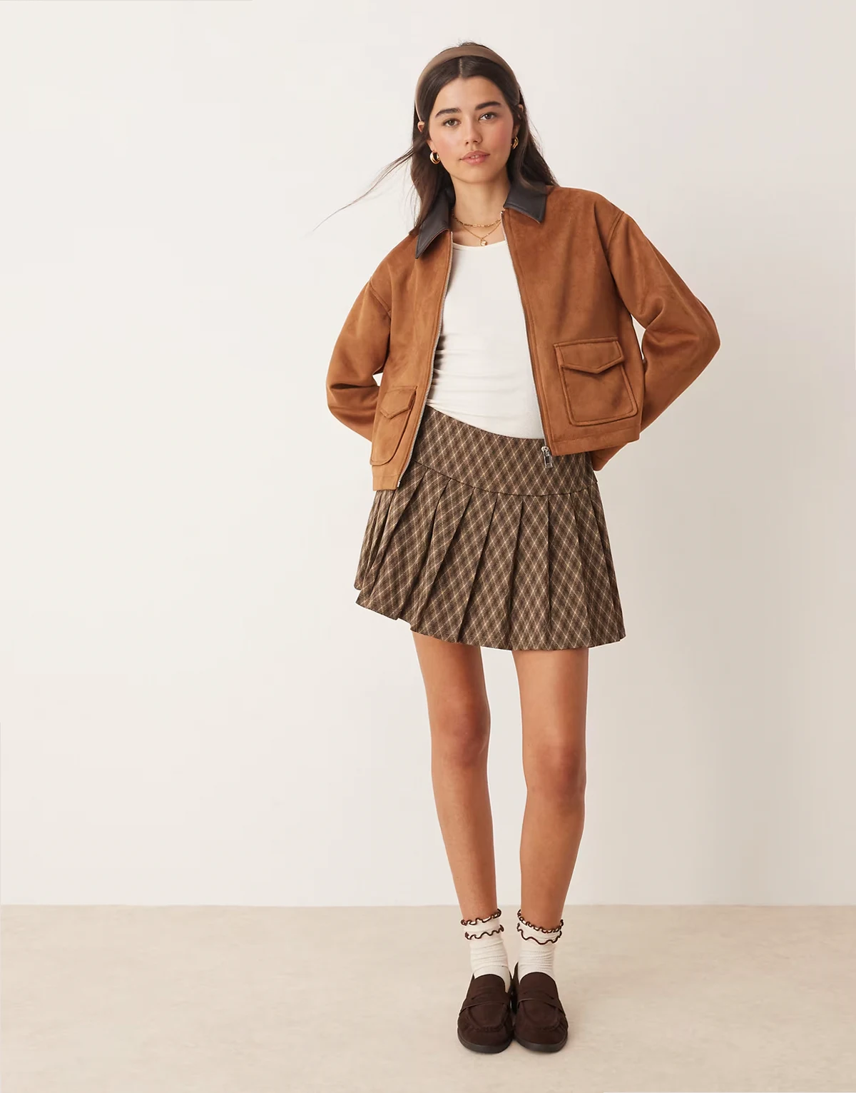 – Plissierter Skort aus Jersey mit Karomuster