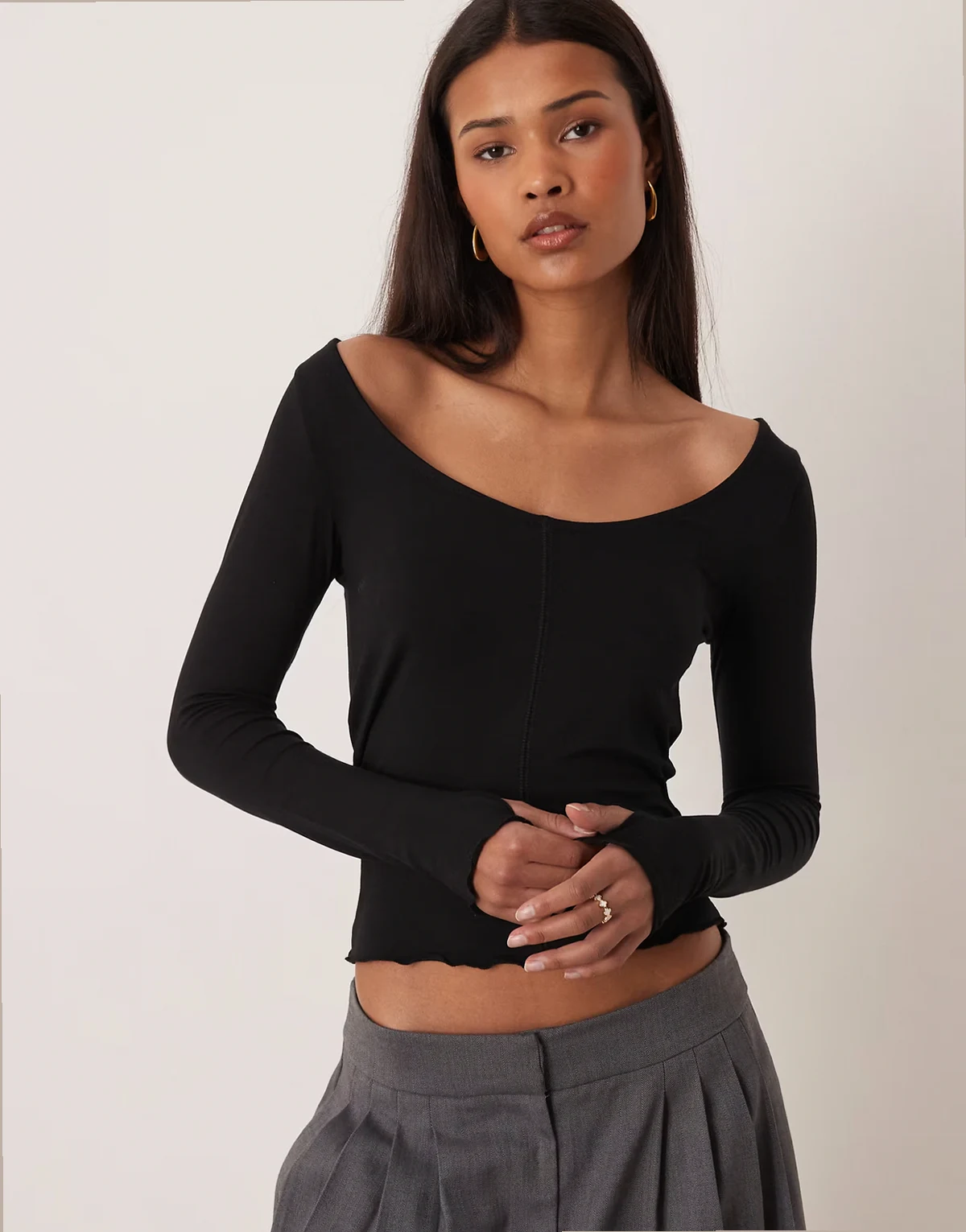 – Weiches Yoga-Oberteil für Lagenlooks in Schwarz