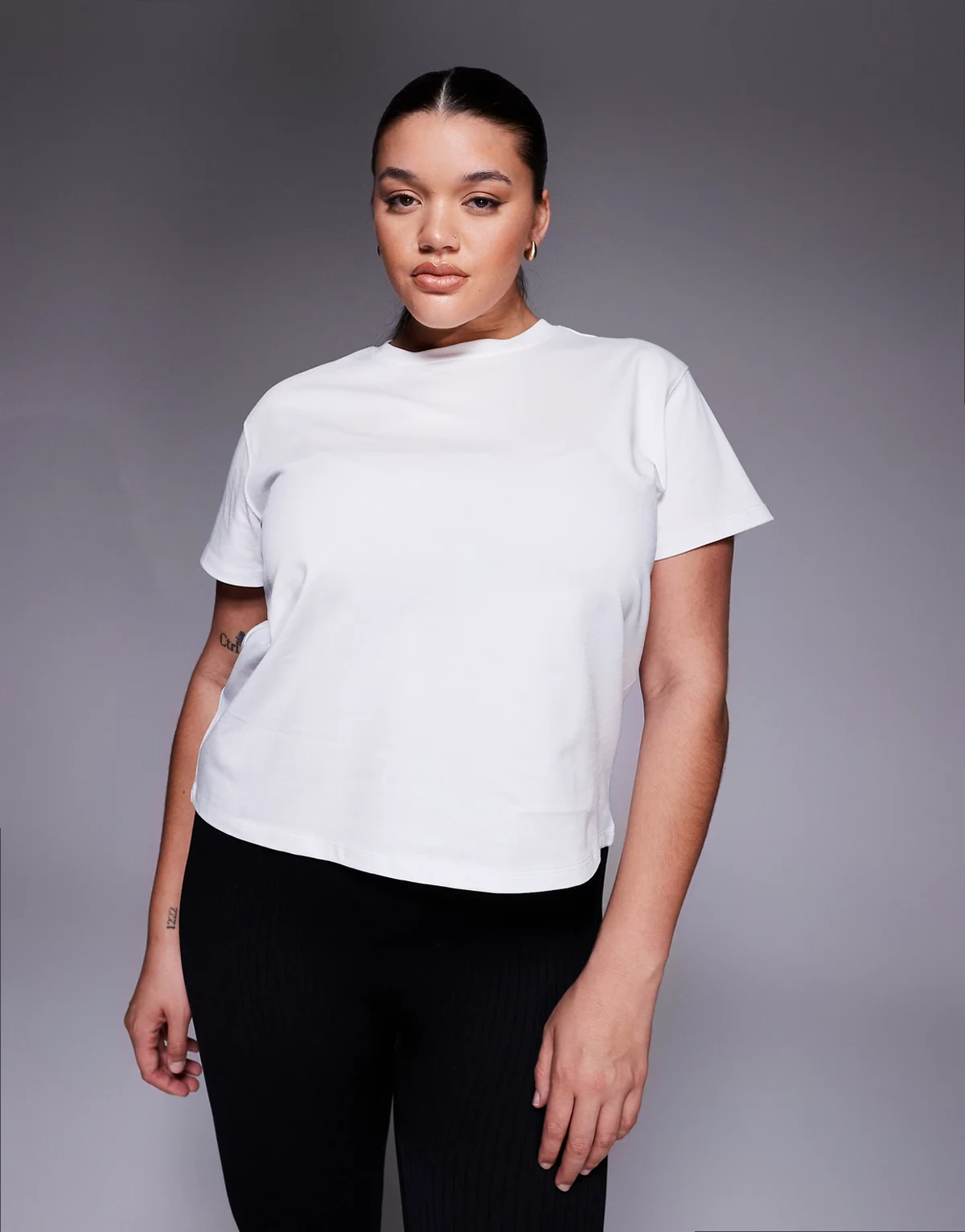 Curve Icon cotton boxy t-shirt with quick dry finish in white
