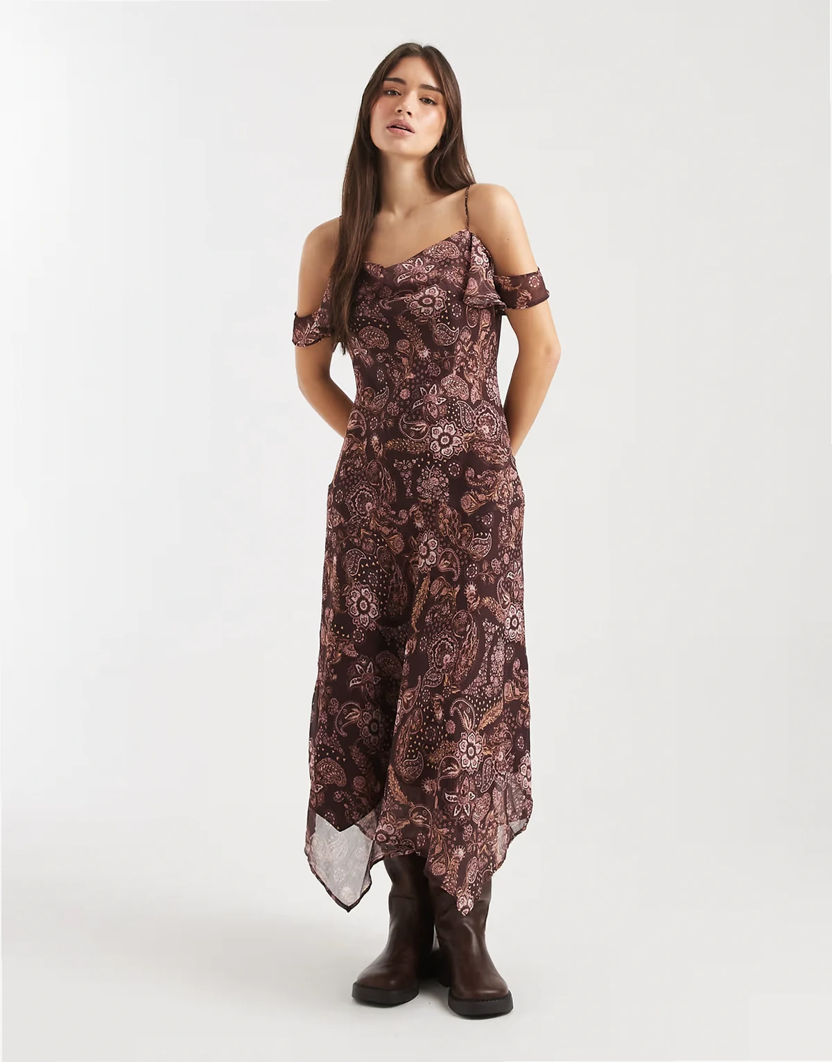 – Maxikleid mit Paisleymuster und Wasserfallausschnitt