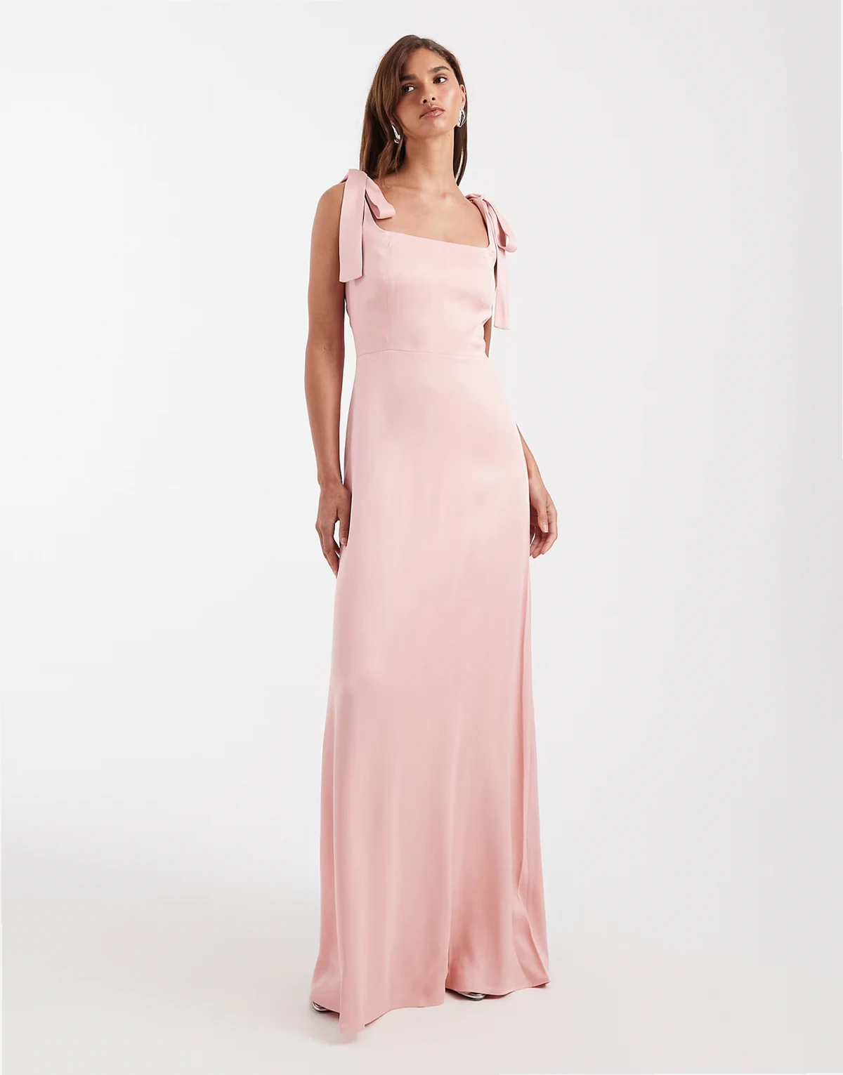 – Bridesmaid – Maxikleid in Zartrosa mit gebundenen Trägern