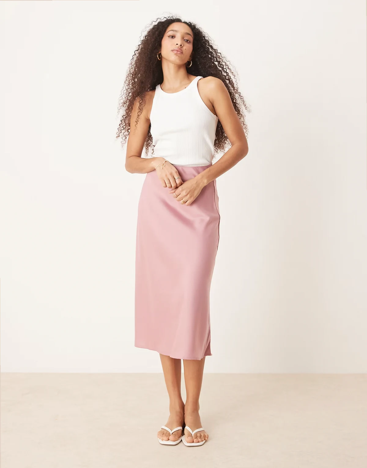 – Satin-Midirock in Lila-Rosa