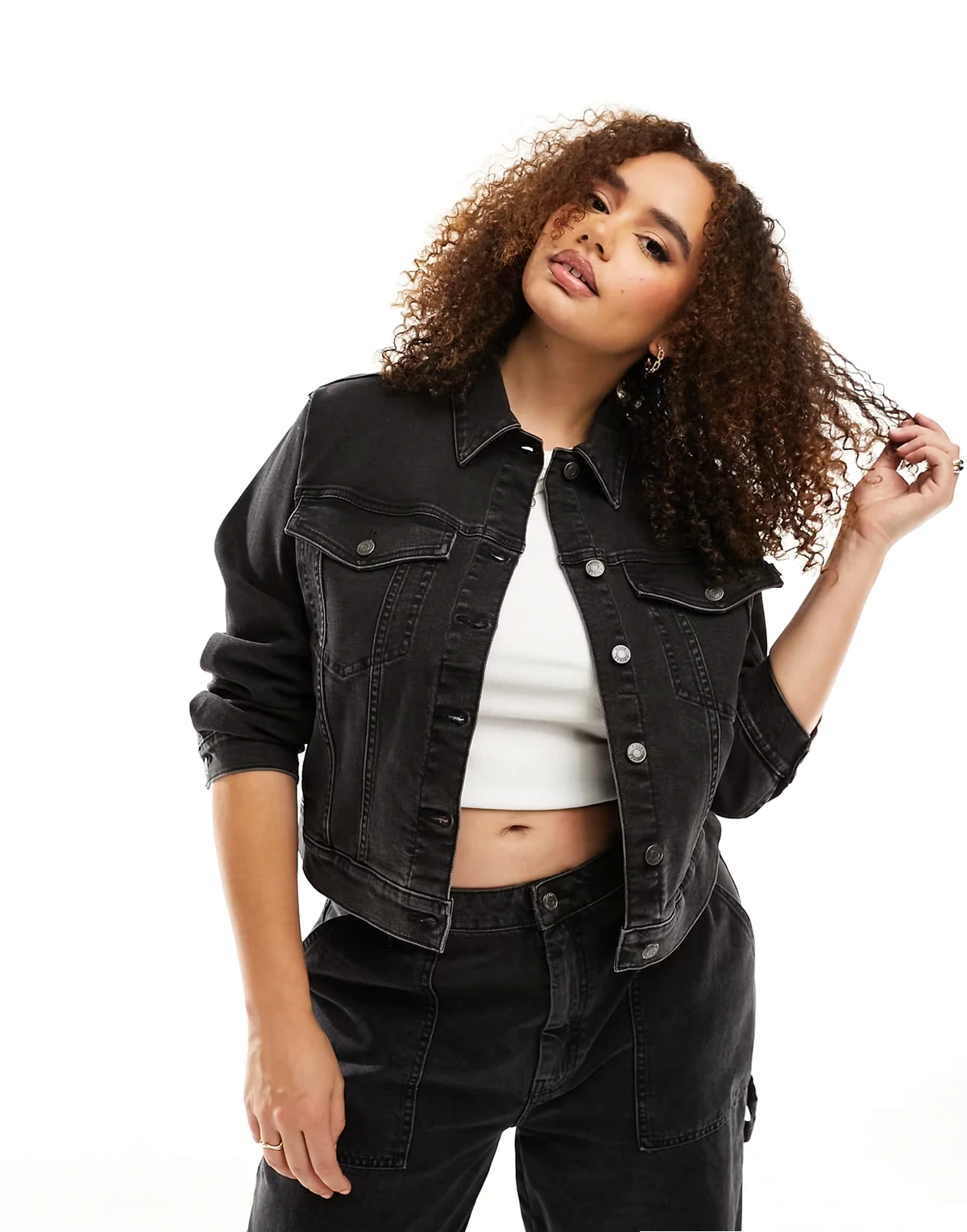 ASOS DESIGN Curve – Czarna kowbojska kurtka jeansowa