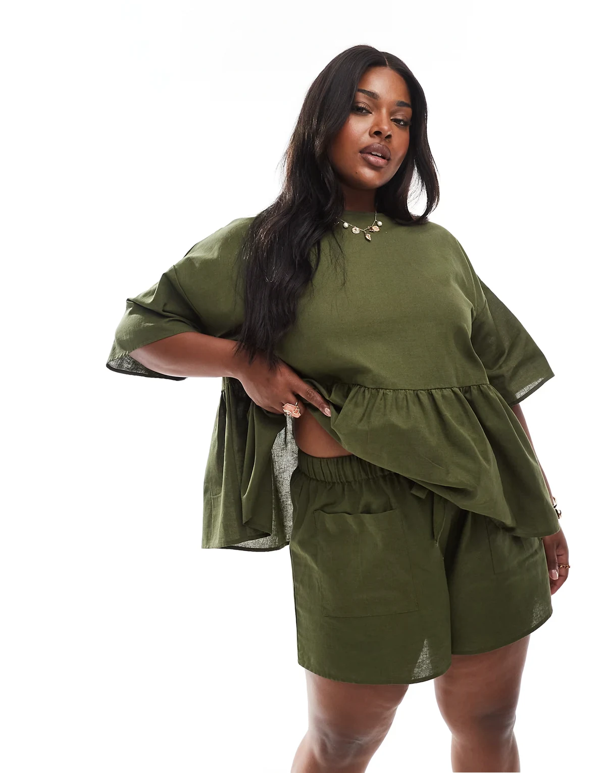 ASOS DESIGN Curve – Zestaw z szortami z kieszenią w kolorze khaki