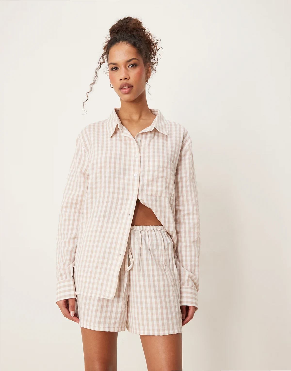 oversized pajama shorts set in beige