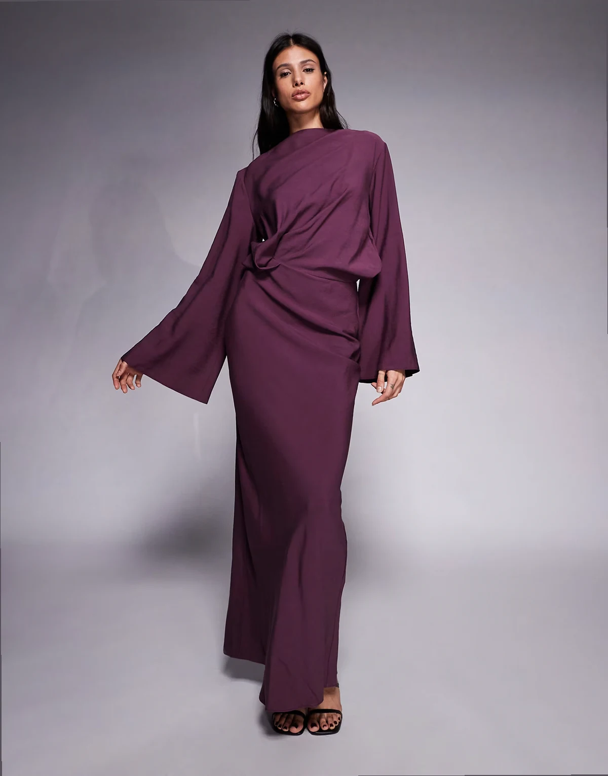 ASOS DESIGN Tall – Śliwkowa sukienka maxi z długimi rękawami i zaszewkami w talii