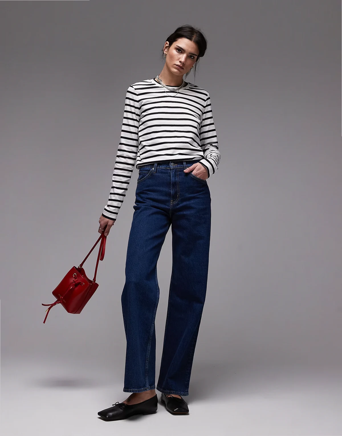 – Lupine – Weit geschnittene Jeans in mittelblauer Waschung mit hohem Bund
