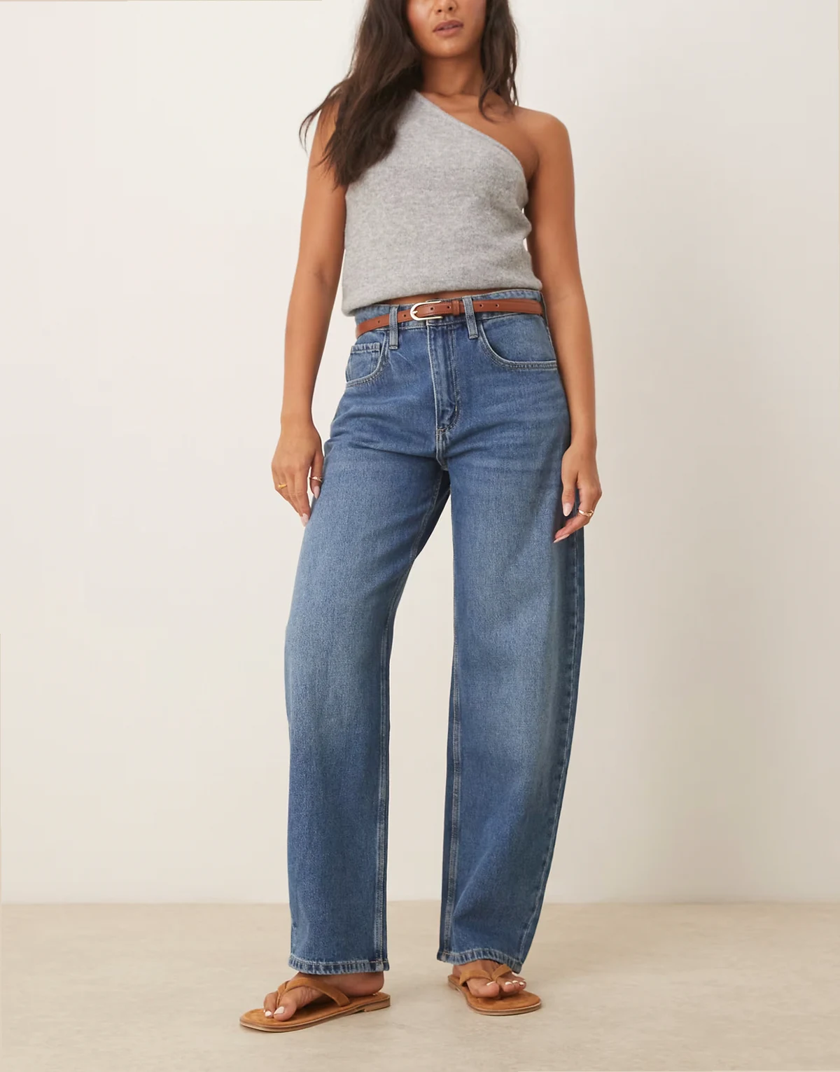 – Bet – Barrel Leg Jeans in Dunkelblau