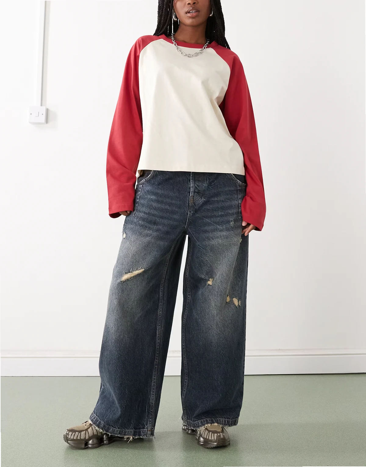 – X007 – Superweite Jeans in Destroyed-Waschung
