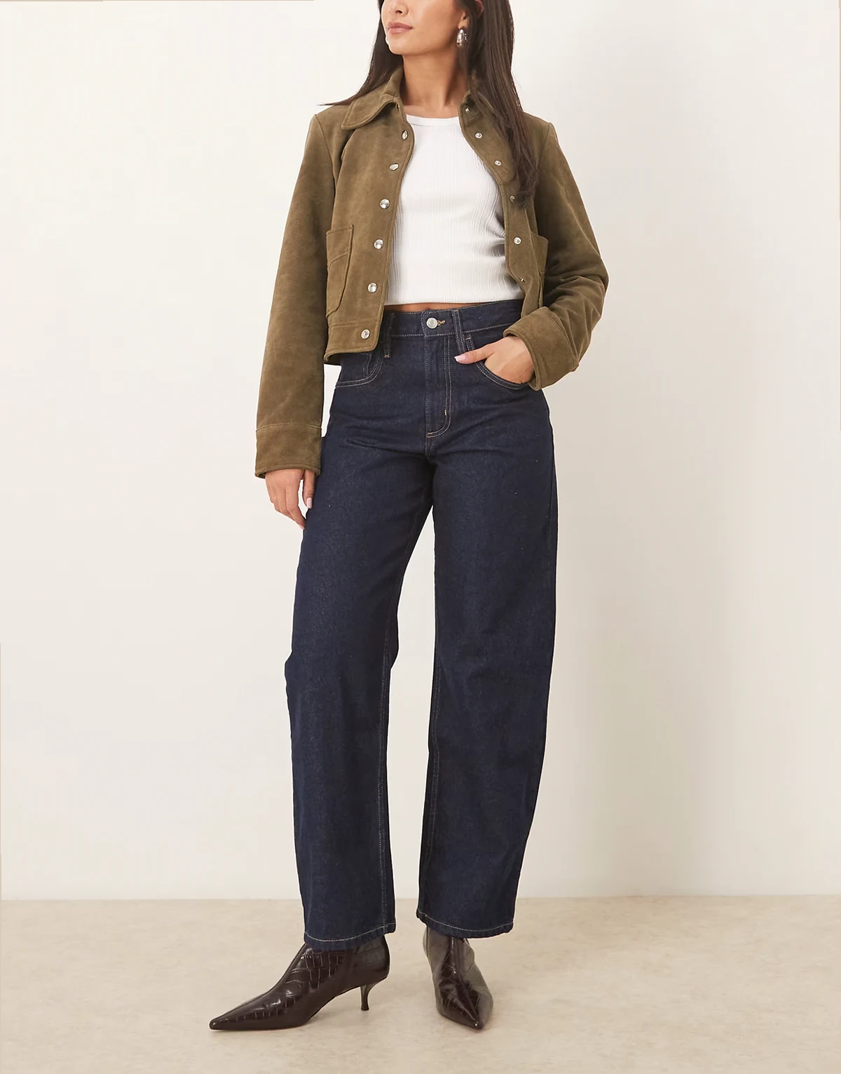 – Bet – Jeans in Indigoblau aus reiner Baumwolle mit abgerundetem Beinschnitt