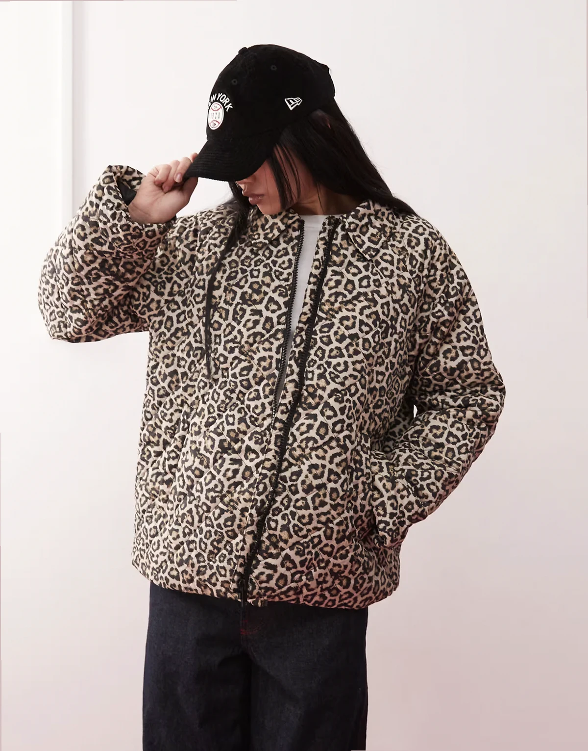 – Steppjacke mit Leopardenmuster und Reißverschluss