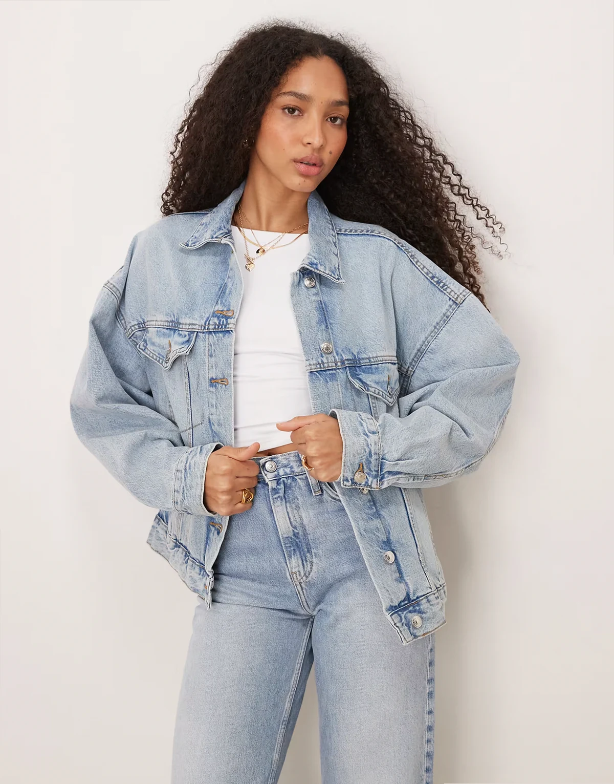 – Boyfriend-Jeansjacke in verwaschenem Hellblau mit Oversize-Schnitt