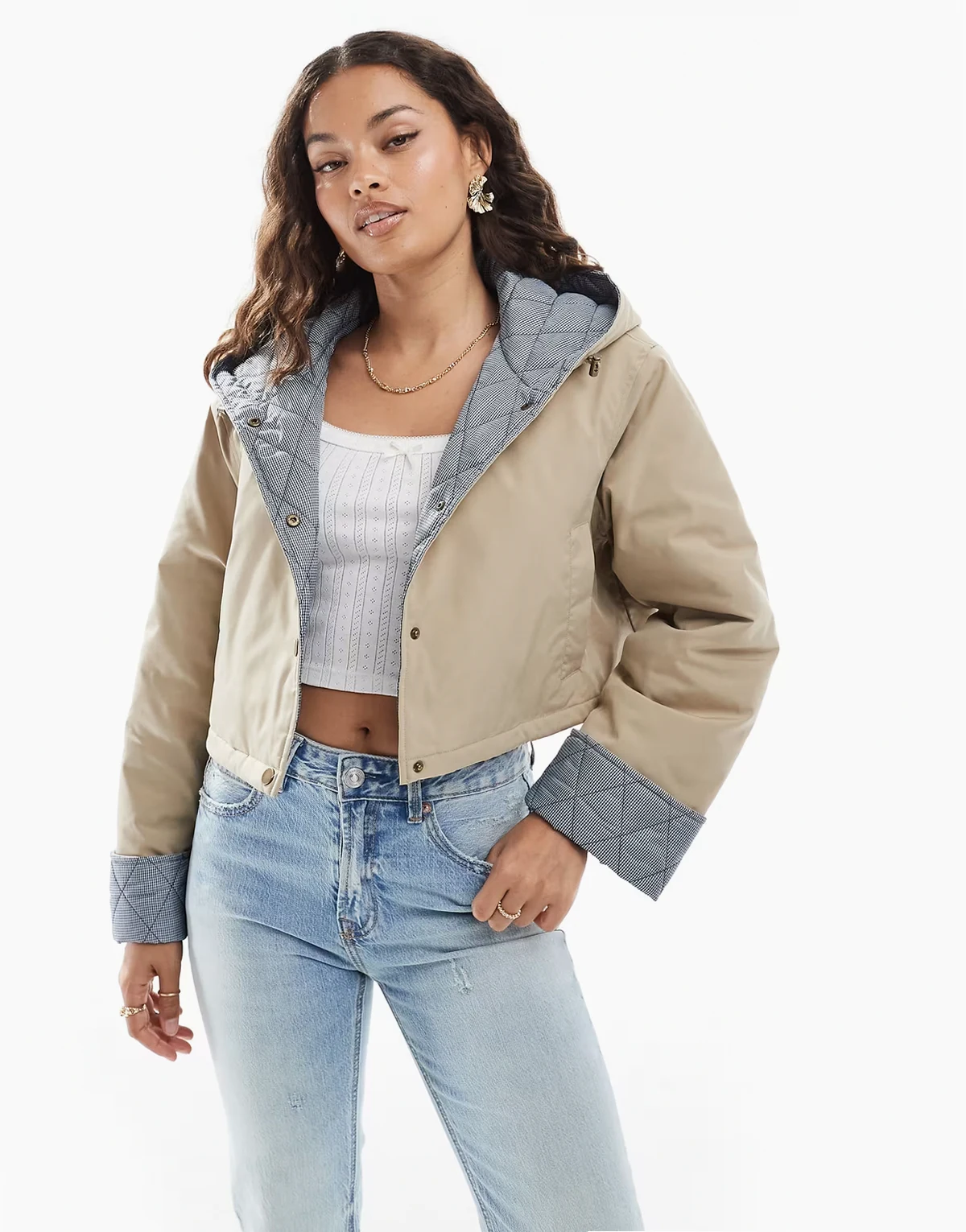 ASOS DESIGN Petite – Cropped-Kapuzenjacke in Haferbeige mit Vichy-Karo-Futter