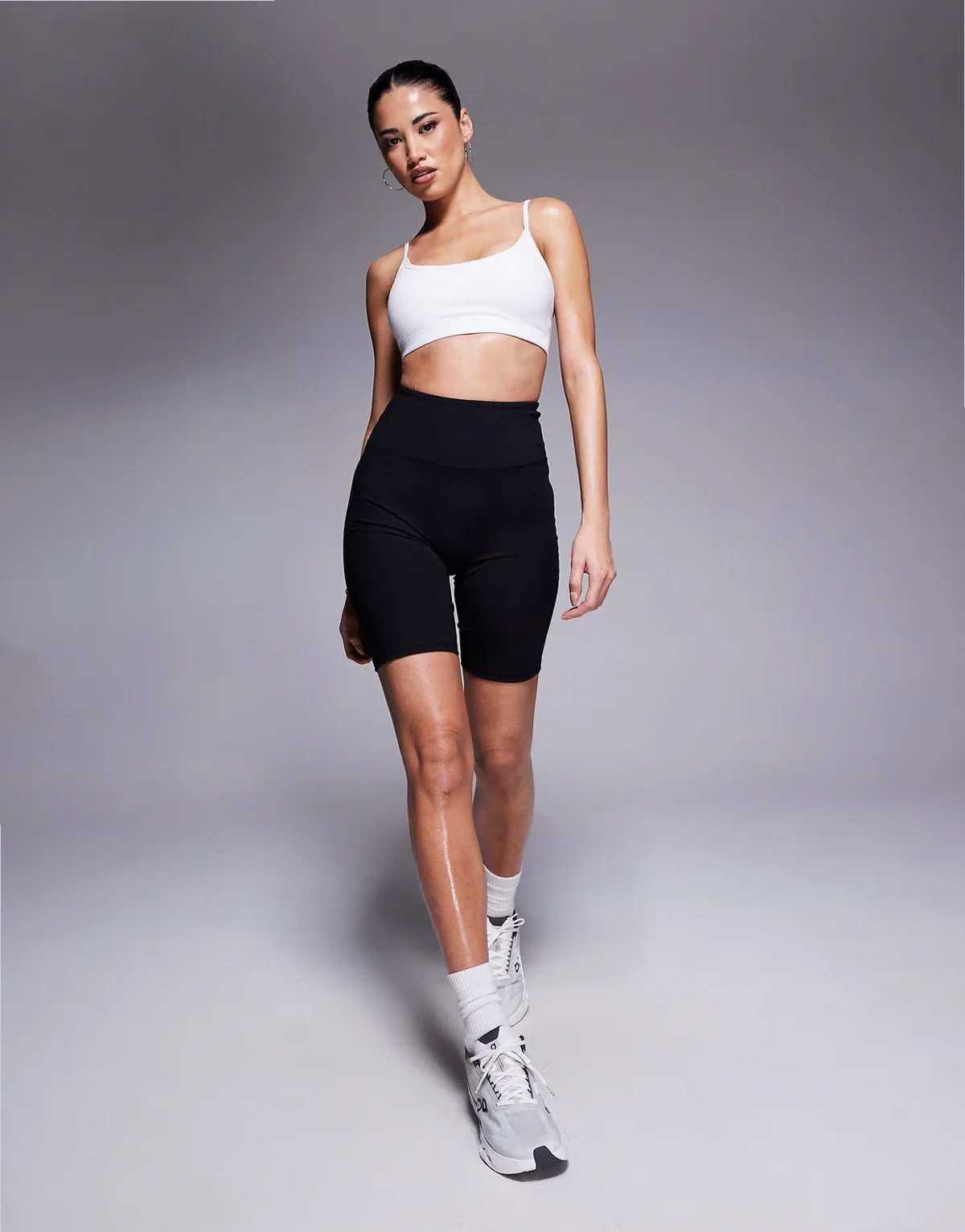 Icon soft touch minimal seam 8" legging shorts in black