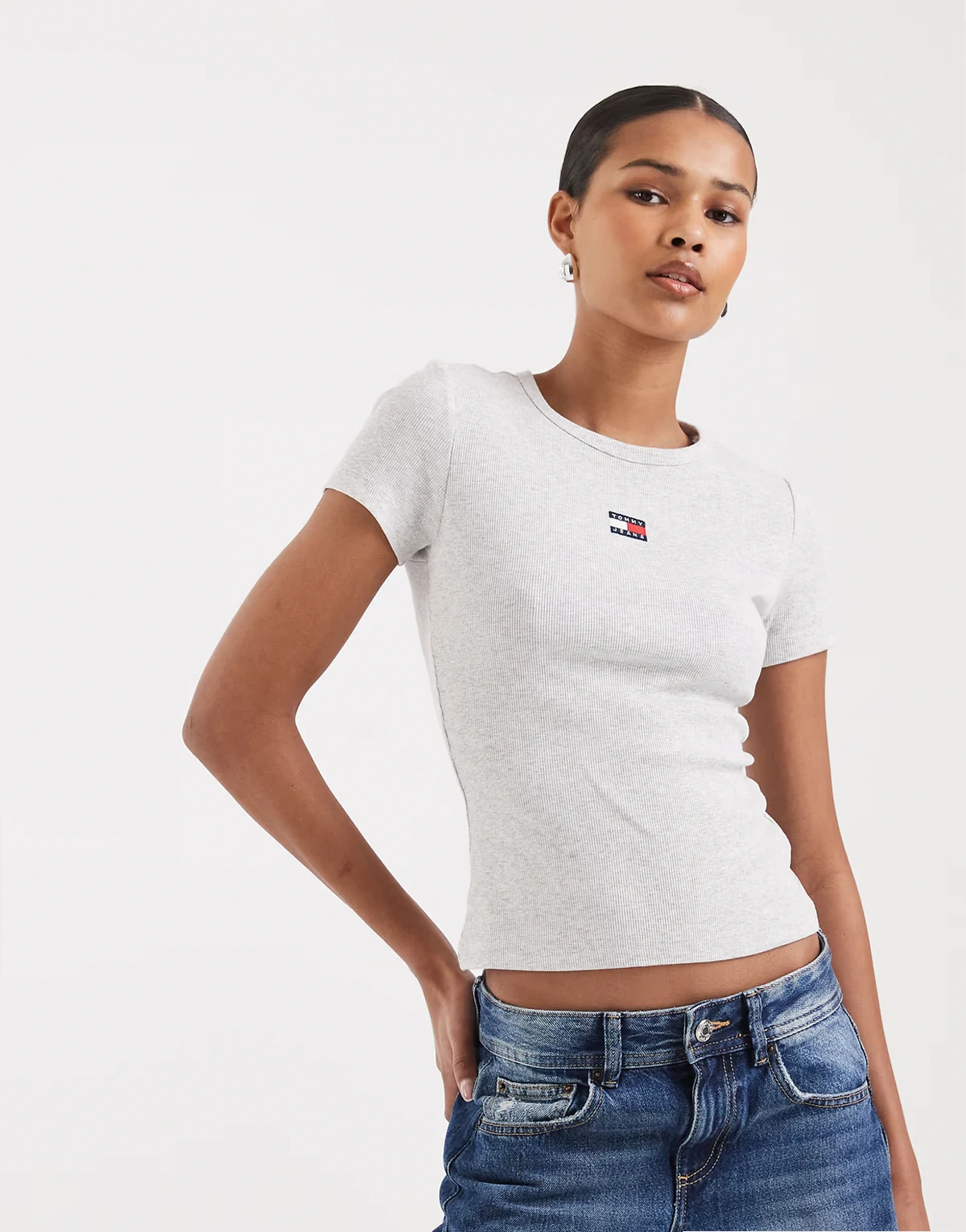 badge ribbed slim fit T-shirt in gray