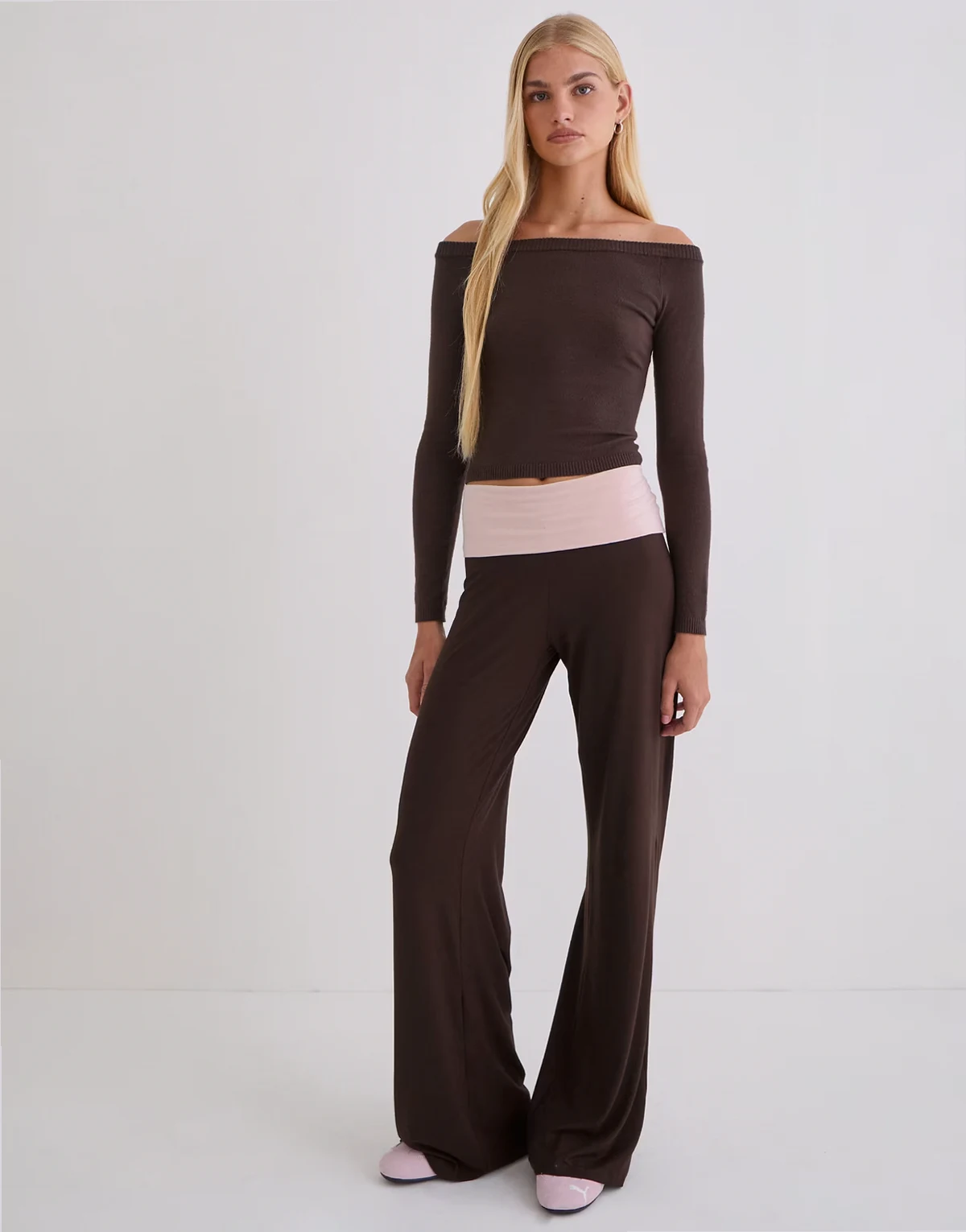 Coreta contrast panel pants in chocolate lilac