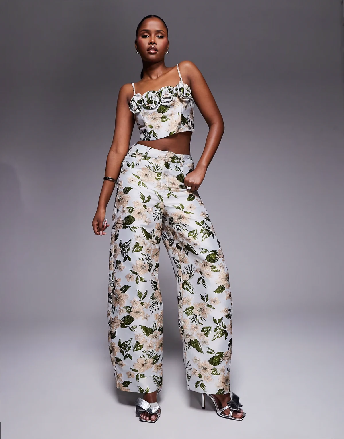 jacquard barrel leg pants in floral - part of a set
