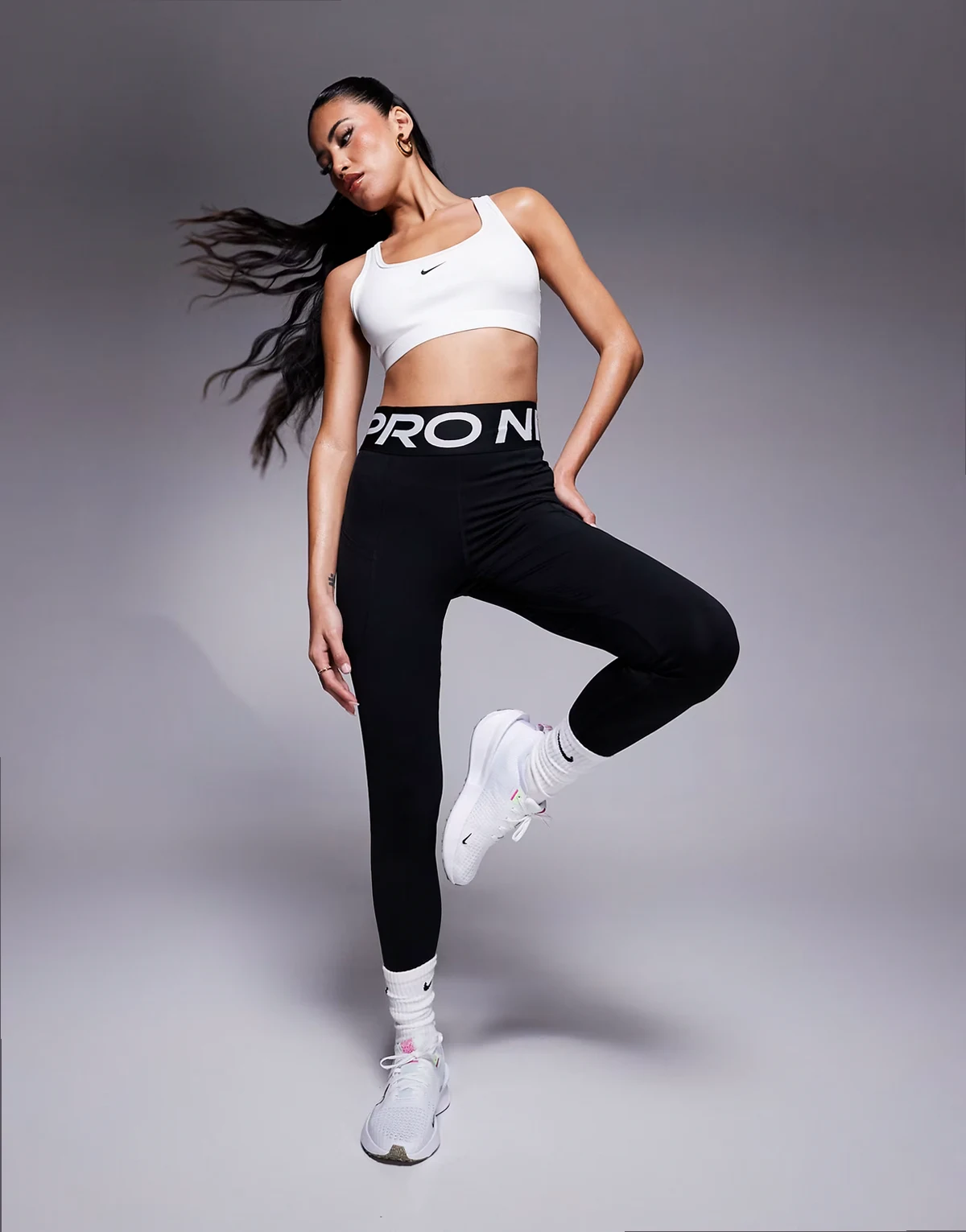 Pro Sculpt high waisted 7/8 leggings in black