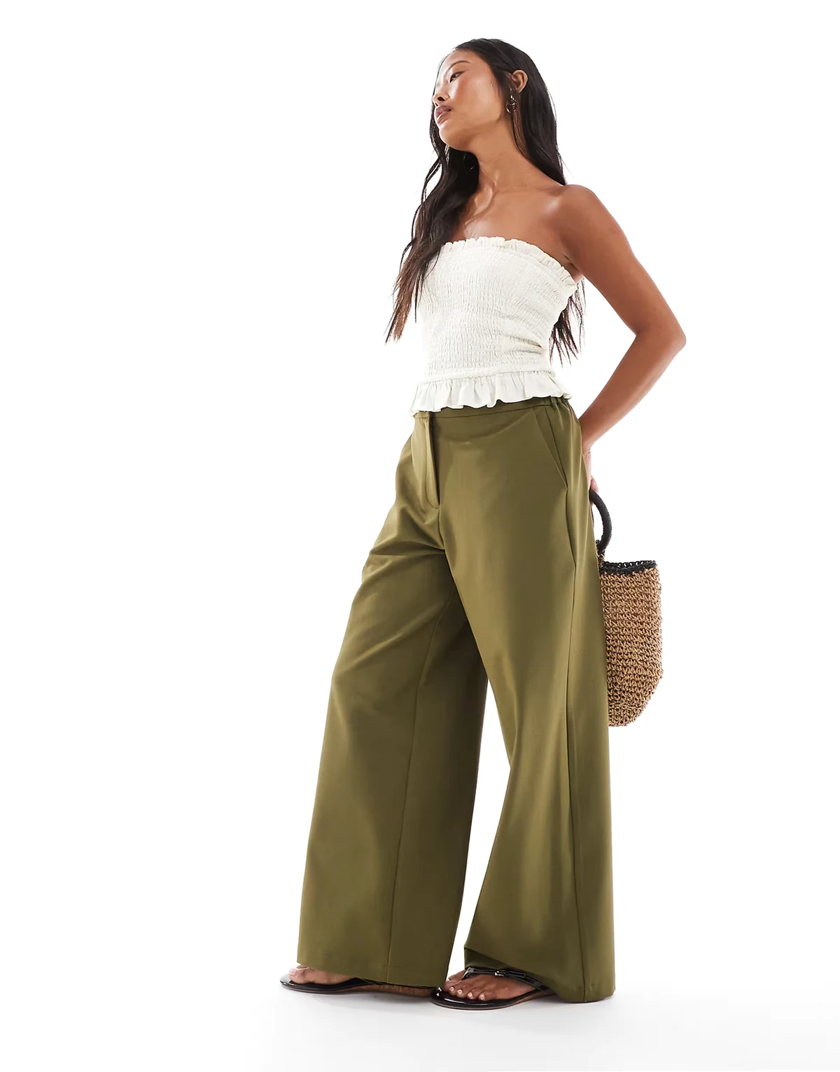 Petite – Locker geschnittene Hose in Khaki mit geradem Bein