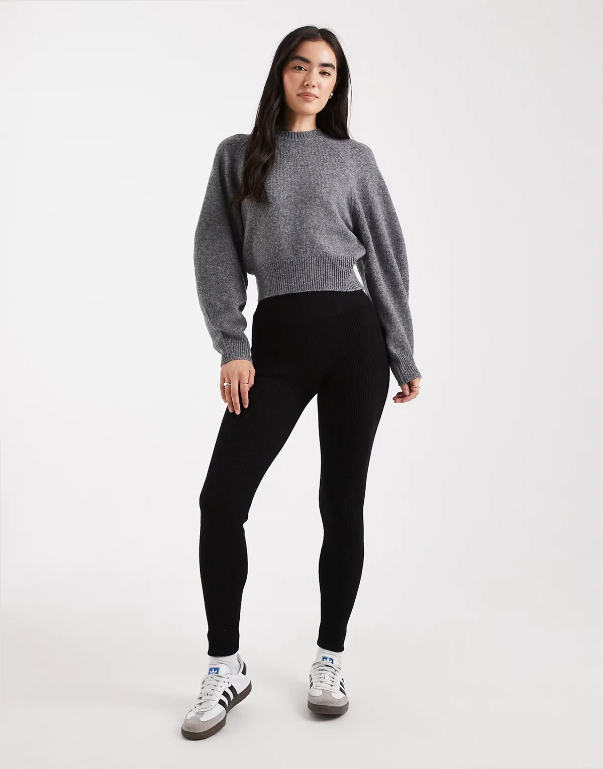 – Leggings aus kuscheligem Rippstrick in Schwarz