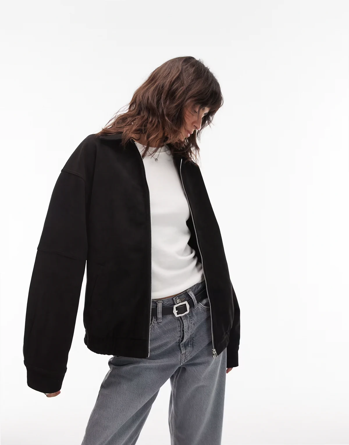 – Oversize-Bomberjacke aus Wildlederimitat in Schwarz