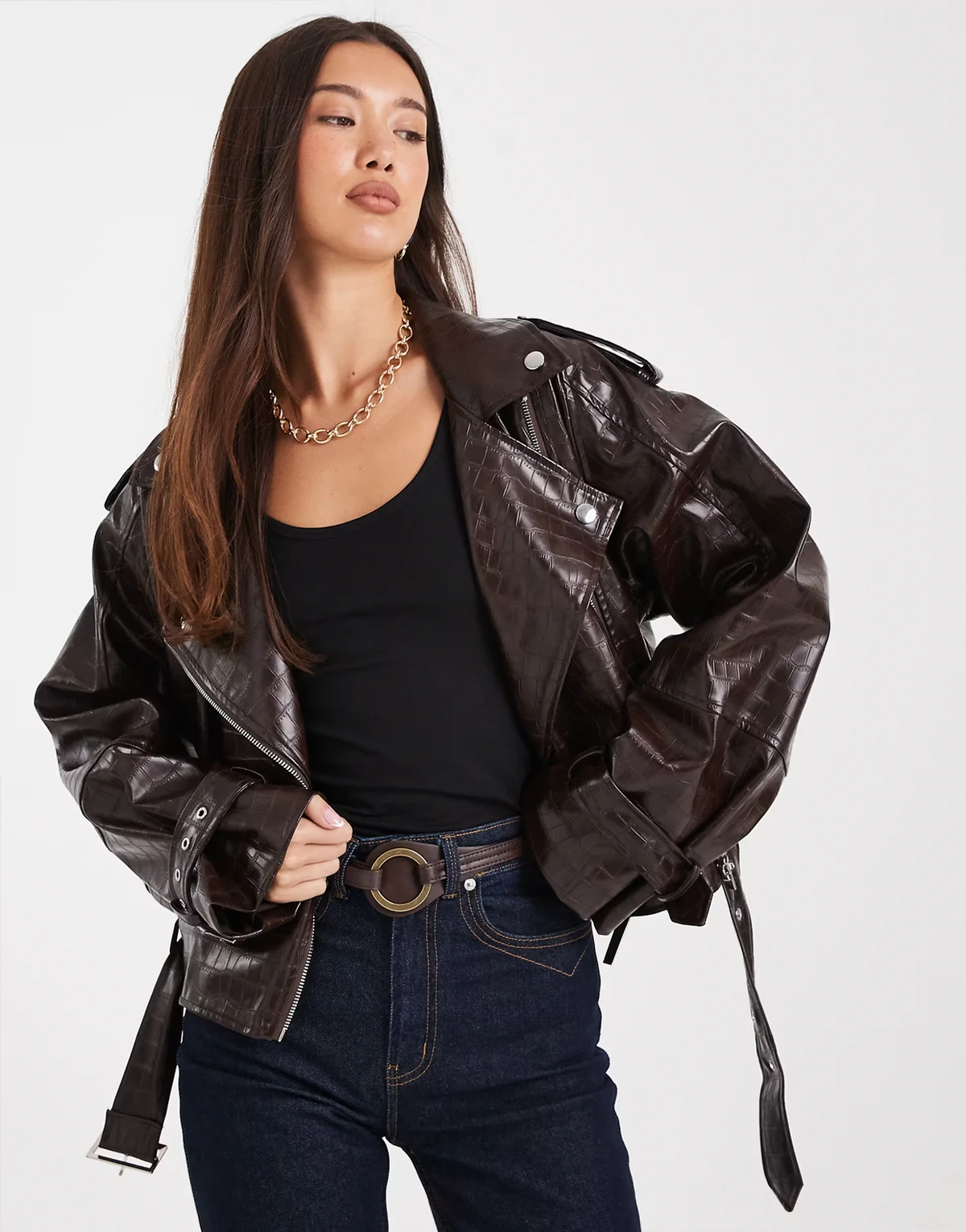 – Motorrad-Jacke in Dunkelbraun mit Kroko-Optik und Cropped-Länge