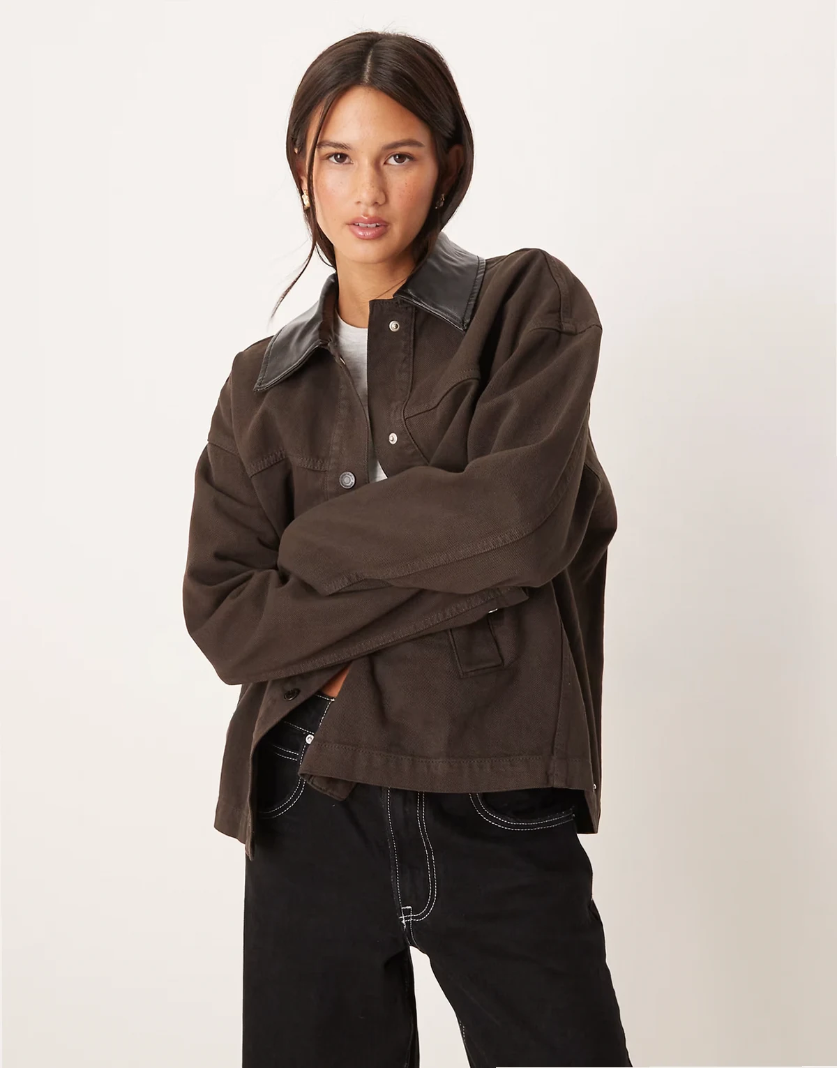 – Barn-Jeansjacke in brauner Waschung
