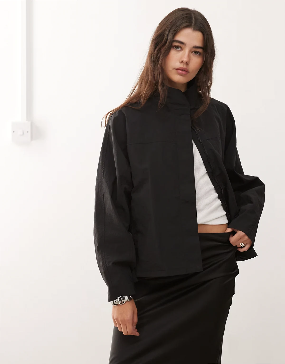 Shoreline cotton high neck adjustable hem windbreaker jacket in black