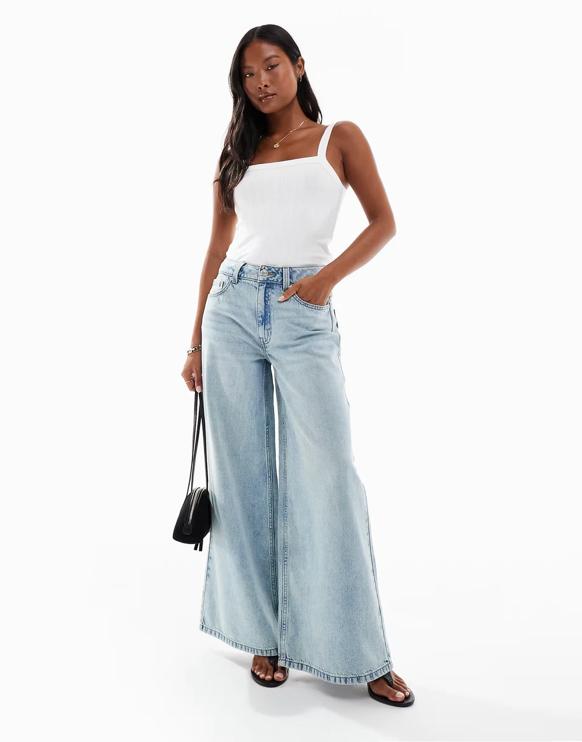 ASOS DESIGN Petite – Weit geschnittene Jeans in Vintage-Waschung mit hohem Bund