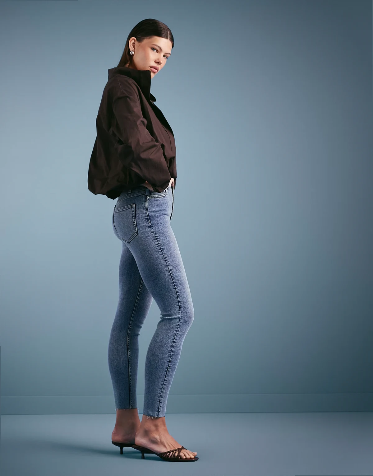 – Skinny-Jeans in Dirty-Waschung