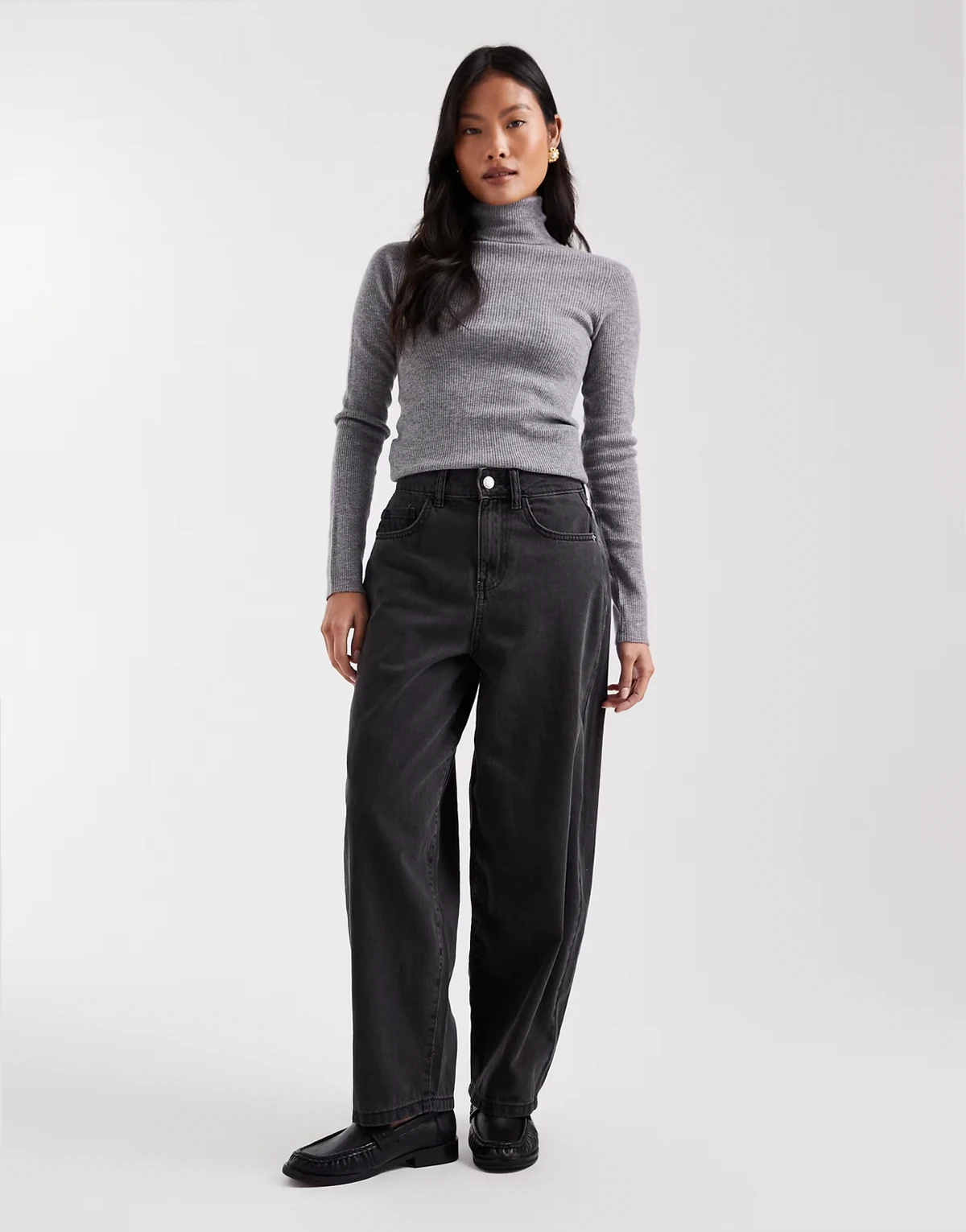 Kirsa high waist barrel leg jeans in black wash