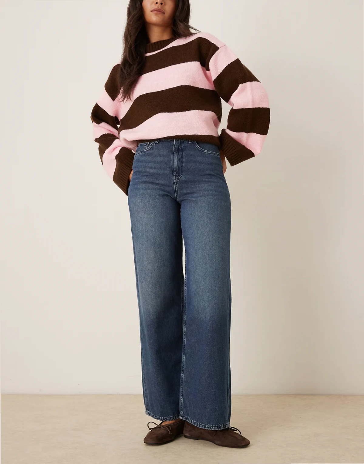 – Tokyo – Niebieskie jeansy z podwyższonym stanem i szerokimi nogawkami