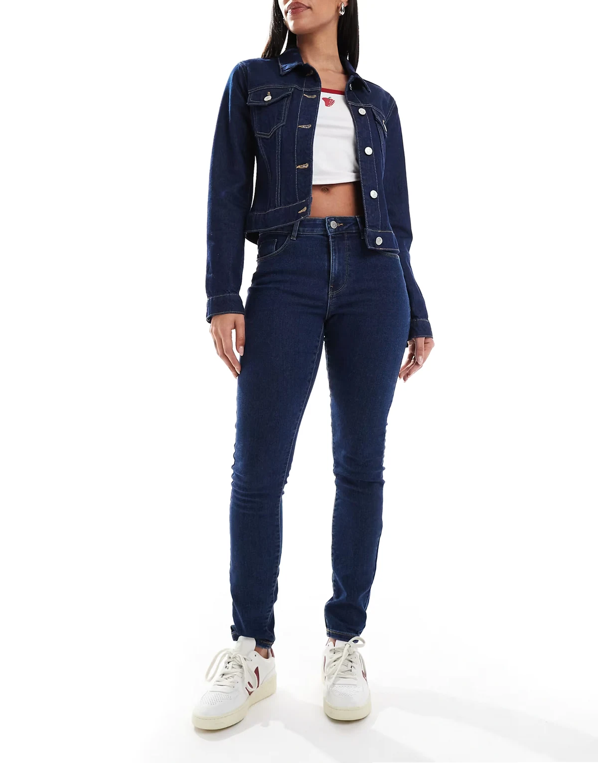 – Elly – Enge Jeans in Mittelblau mit mittelhohem Bund