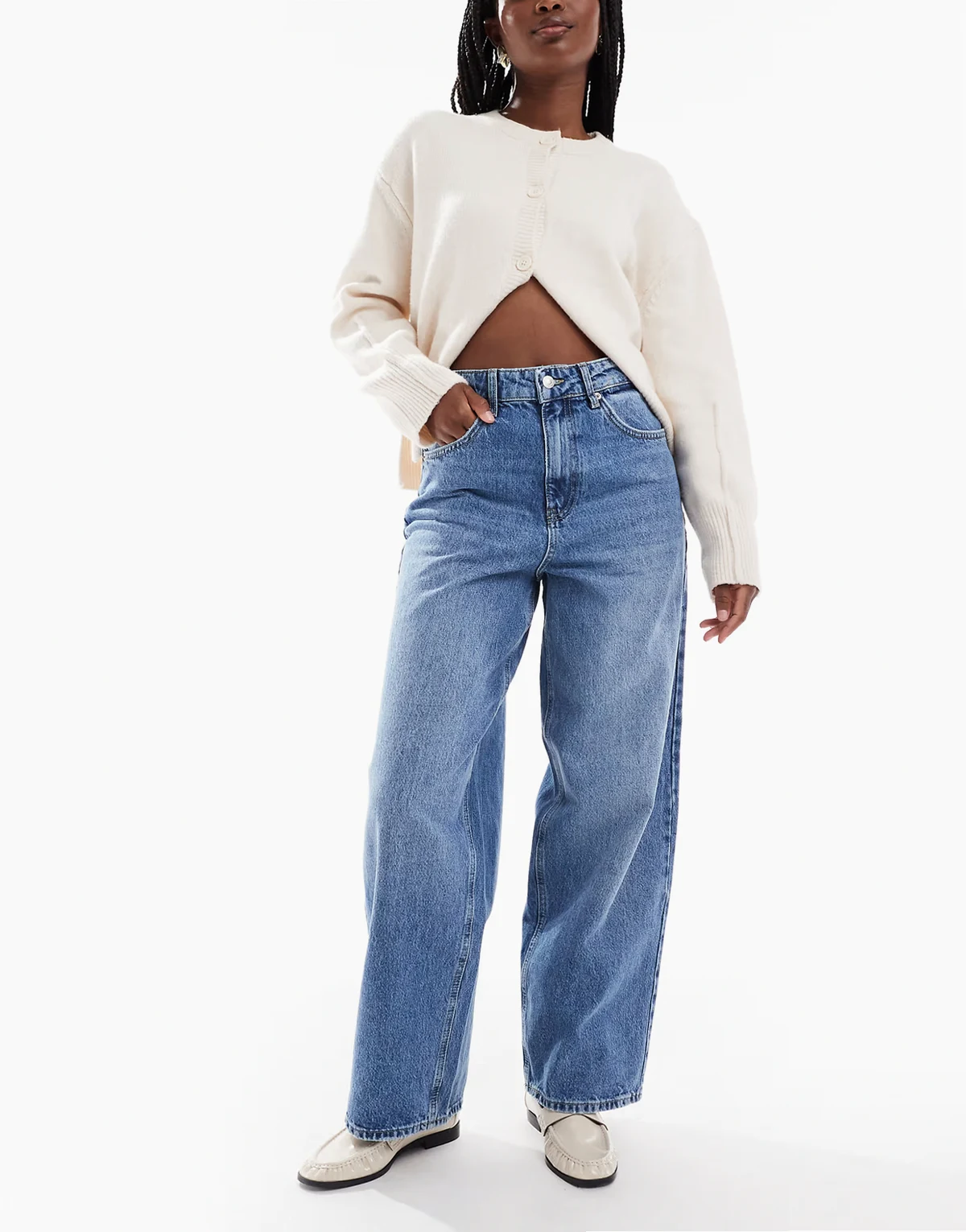 – Amber – Weite Jeans in Mittelblau