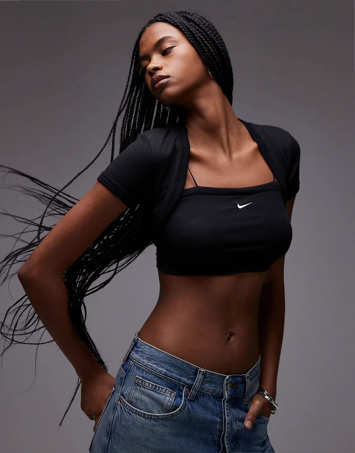 Chill ribbed 2-in-1 crop top in black