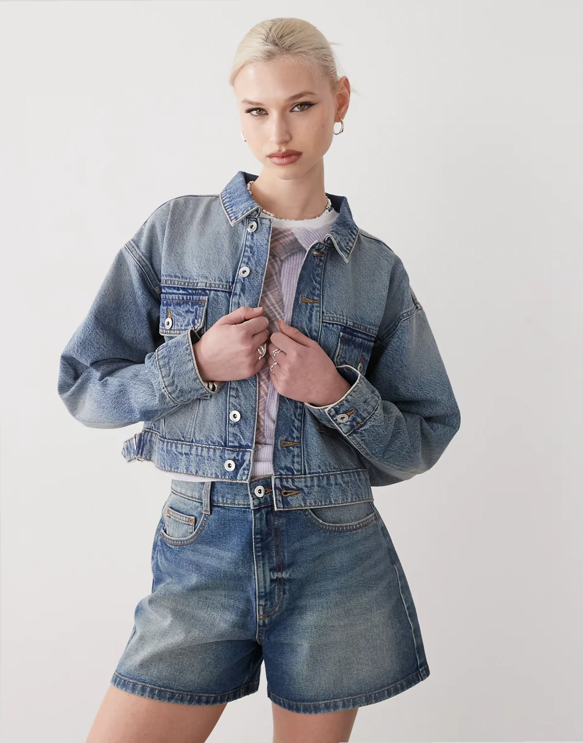 – Kastige Jeansjacke in Vintage-Waschung