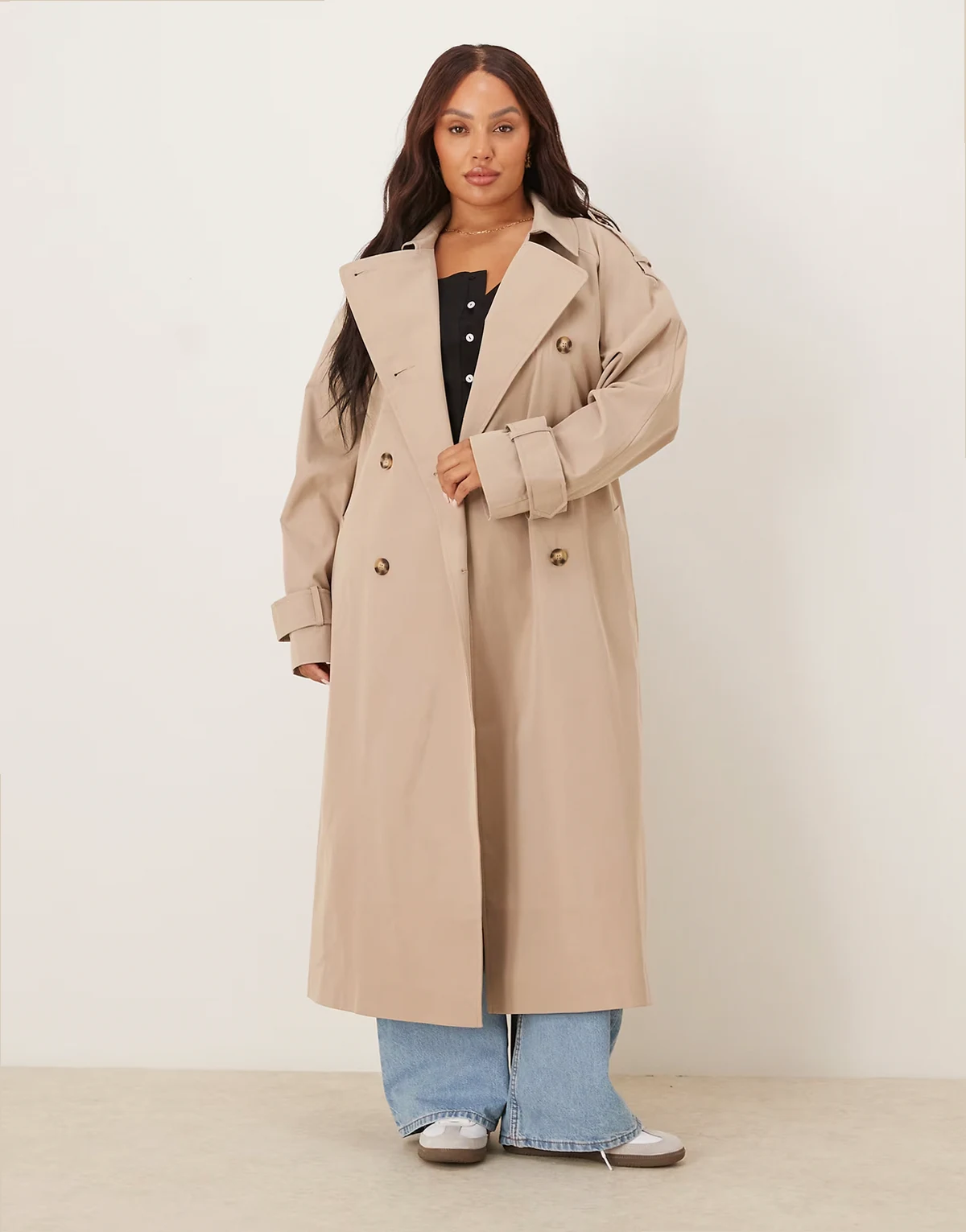 ASOS DESIGN Curve – Beżowy długi prochowiec