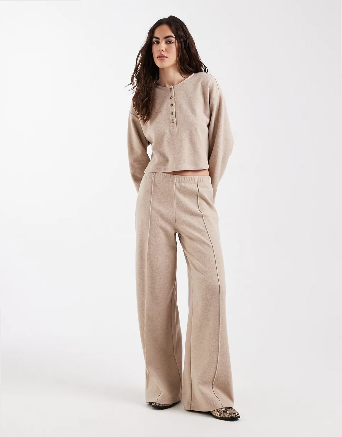 – Hose in Hellbeige mit weitem Bein, Kombiteil